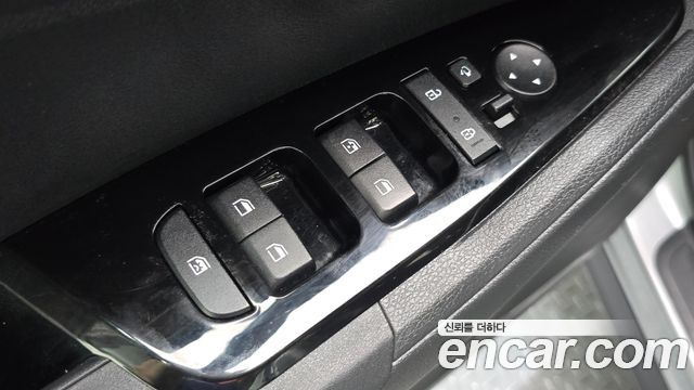 Kia Sportage (V) Diesel 2.0 2WD Prestige 2024 — фото 14