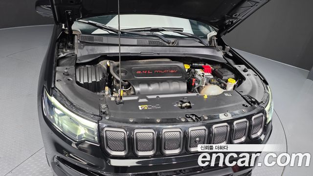 Jeep Compass (II) S 2.4 AWD 2022 — фото 6