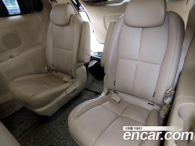 Kia Carnival 9-Seater Hi-Limousine Noblesse Special 2019 — фото 7