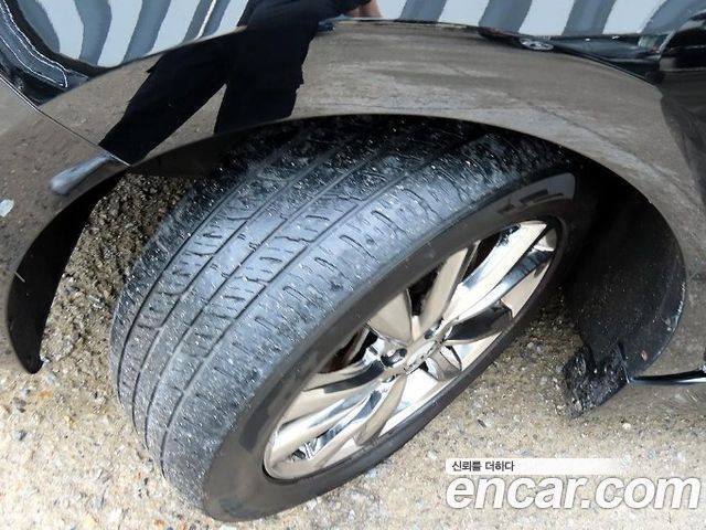 Kia Carnival 9-Seater Hi-Limousine Noblesse Special 2019 — фото 24