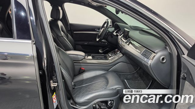 Audi S8 4.0 TFSI quattro D4 2015 — фото 11