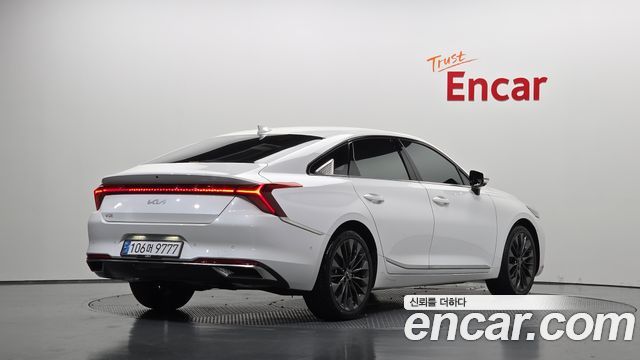 Kia K8 2.5 Gasoline 2WD Signature Special 2024 — фото 2