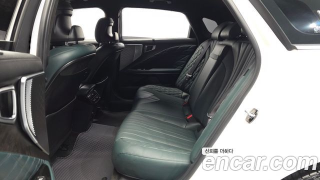 Kia K8 2.5 Gasoline 2WD Signature Special 2024 — фото 12