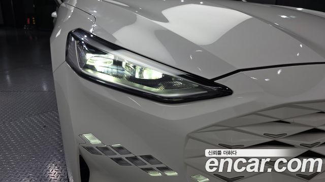 Kia K8 2.5 Gasoline 2WD Signature Special 2024 — фото 22