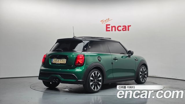 MINI Cooper S Classic Third Generation 2022 — фото 2