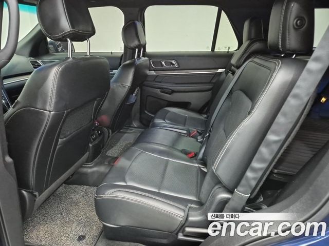 Ford Explorer 2.3 Limited 4WD 5th 2016 — фото 16