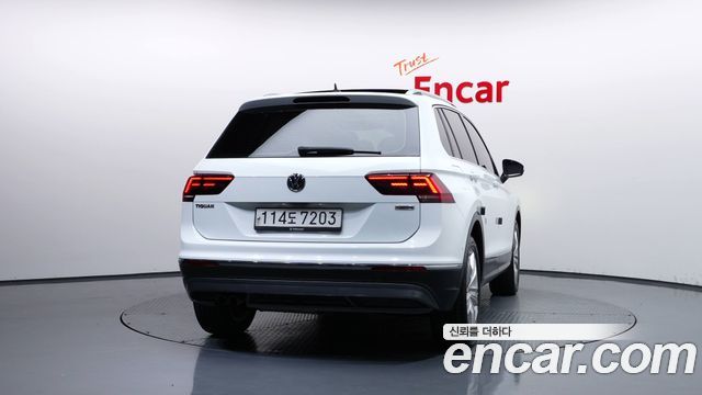 Volkswagen Tiguan (II) 2.0 TDI 4Motion Prestige 2020 — фото 4