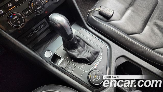 Volkswagen Tiguan (II) 2.0 TDI 4Motion Prestige 2020 — фото 9