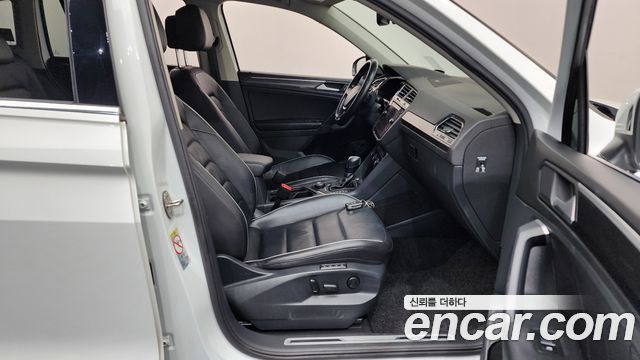 Volkswagen Tiguan (II) 2.0 TDI 4Motion Prestige 2020 — фото 26