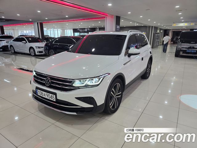 Volkswagen Tiguan (II) 2.0 TDI Prestige 2023 — фото 1