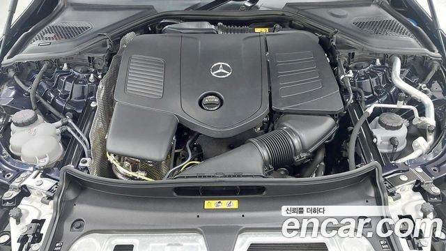 Mercedes-Benz E-Class (W214) E300 4MATIC AMG Line 2024 — фото 6