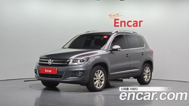 Volkswagen Tiguan 2.0 TDI Comfort 5N 2015 — фото 1