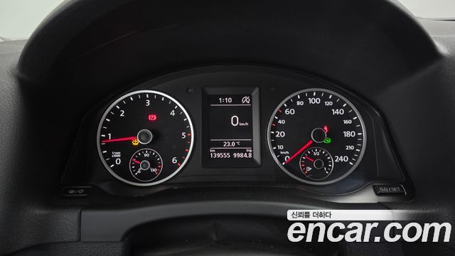Volkswagen Tiguan 2.0 TDI Comfort 5N 2015 — фото 8