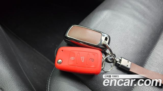 Volkswagen Tiguan 2.0 TDI Comfort 5N 2015 — фото 14