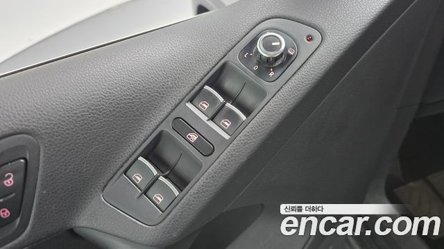 Volkswagen Tiguan 2.0 TDI Comfort 5N 2015 — фото 20