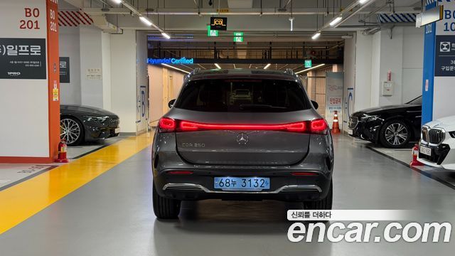 Mercedes-Benz EQA (H243) EQA250 AMG Line 2024 — фото 4