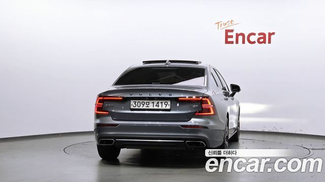 Volvo S60 (III) T5 Inscroption 2020 — фото 4
