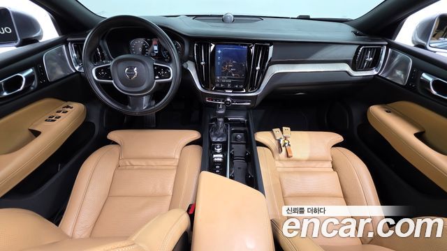 Volvo S60 (III) T5 Inscroption 2020 — фото 7