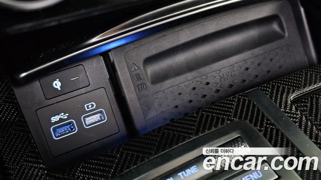 Genesis G80 (RG3) Gasoline 3.5 Turbo AWD 2022 — фото 32