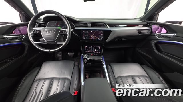 Audi e-tron 55 Quattro Sportback 2022 — фото 7