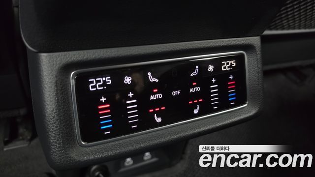 Audi e-tron 55 Quattro Sportback 2022 — фото 19