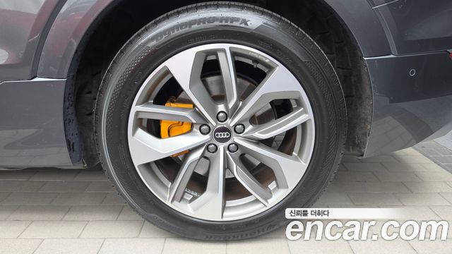 Audi e-tron 55 Quattro Sportback 2022 — фото 21