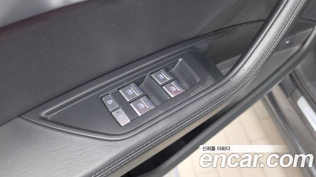 Audi e-tron 55 Quattro Sportback 2022 — фото 30