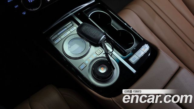 Genesis G80 (RG3) Gasoline 2.5 Turbo AWD 2022 — фото 9