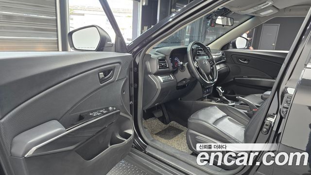 KG Mobility (SsangYong) Very New Tivoli Gasoline 1.5 2WD V3 2022 — фото 10