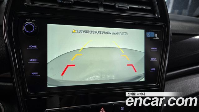 KG Mobility (SsangYong) Very New Tivoli Gasoline 1.5 2WD V3 2022 — фото 15
