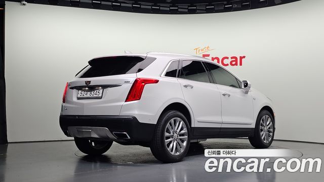 Cadillac XT5 3.6 Platinum 2018 — фото 2