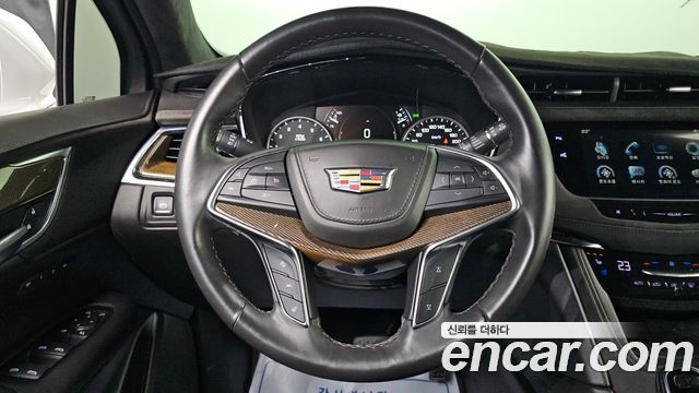 Cadillac XT5 3.6 Platinum 2018 — фото 14