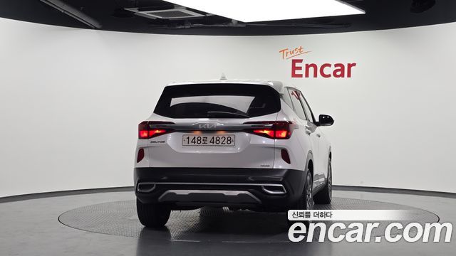 Kia Seltos Gasoline 1.6 Turbo 4WD Prestige 2023 — фото 4
