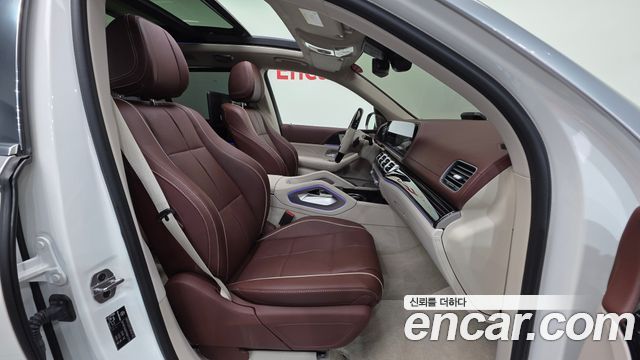 Mercedes-Benz GLS-Class (X167) Maybach GLS600 4MATIC 2023 — фото 10