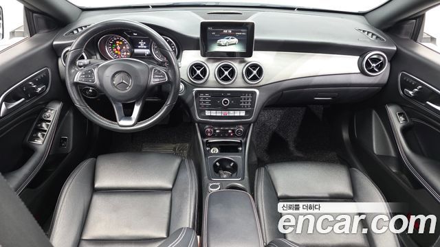 Mercedes-Benz CLA-Class (C117) CLA250 4MATIC 2018 — фото 7