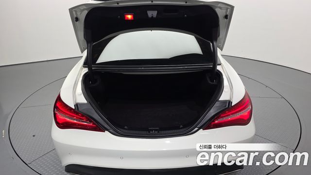 Mercedes-Benz CLA-Class (C117) CLA250 4MATIC 2018 — фото 24