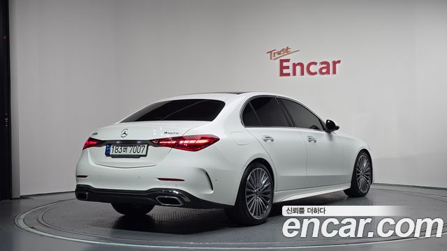 Mercedes-Benz C-Class (W206) C300 4MATIC AMG Line 2023 — фото 2