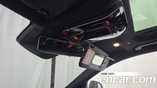 Mercedes-Benz C-Class (W206) C300 4MATIC AMG Line 2023 — фото 24