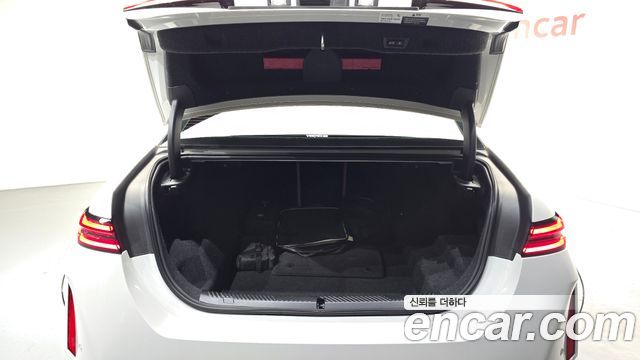 BMW M5 (G90) M5 Sedan 2025 — фото 17