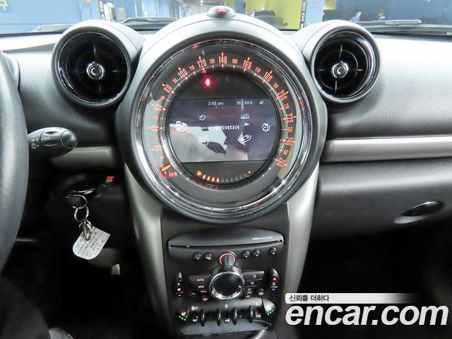 MINI Cooper D Countryman ALL4 1st 2016 — фото 18