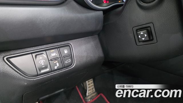 Genesis G70 2.0T AWD Sport Package 2018 — фото 16