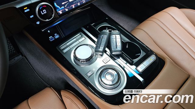 Genesis G80 (RG3) Gasoline 2.5 Turbo AWD 2024 — фото 9