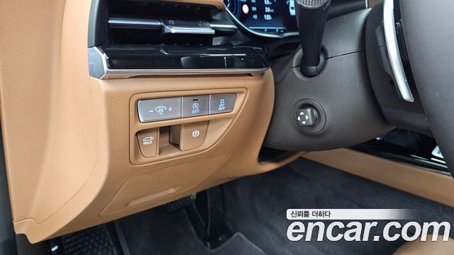 Genesis G80 (RG3) Gasoline 2.5 Turbo AWD 2024 — фото 19