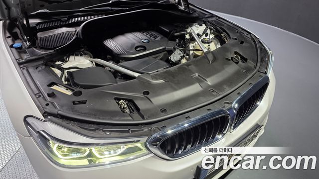 BMW 6 Series GT (G32) 620d xDrive M Sport 2020 — фото 6