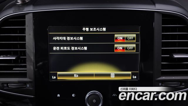 Renault Korea QM6 Gasoline 2WD RE 2019 — фото 39