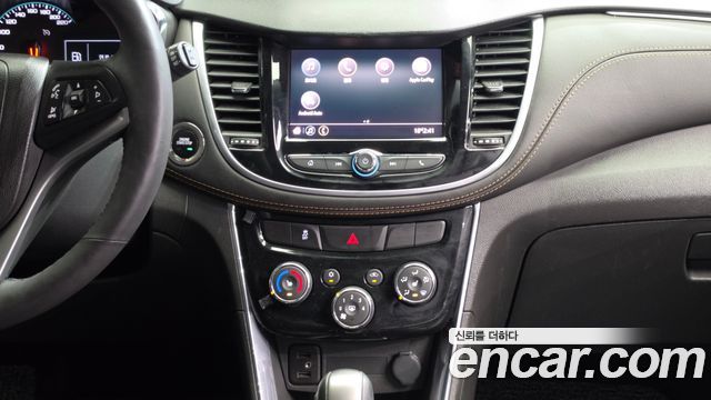 Chevrolet Trax 1.4 Premier 2020 — фото 14