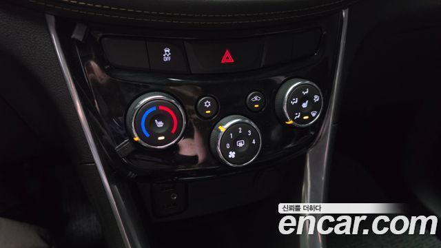 Chevrolet Trax 1.4 Premier 2020 — фото 20