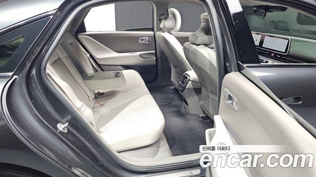 Hyundai Ioniq 6 Long Range AWD Prestige 2023 — фото 11
