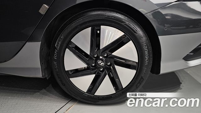 Hyundai Ioniq 6 Long Range AWD Prestige 2023 — фото 21