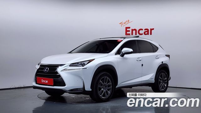 Lexus NX300h Supreme